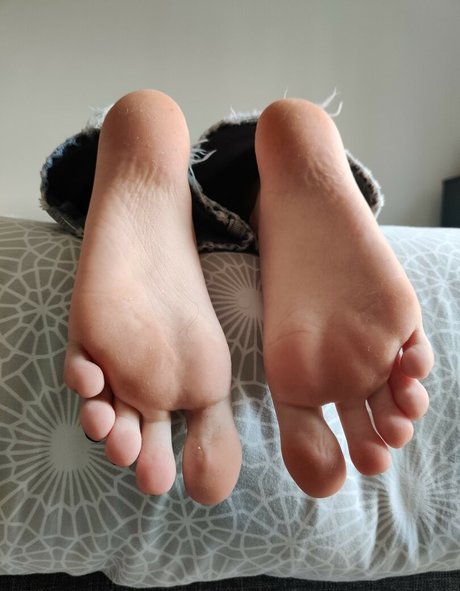 Alicefrenchfeet