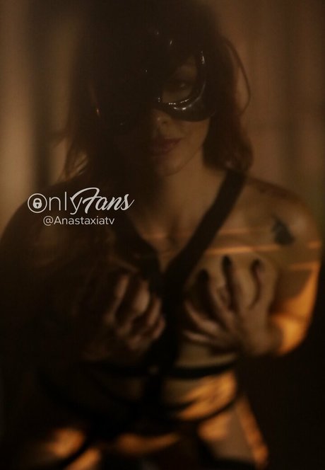 Anastaxialynnofficial