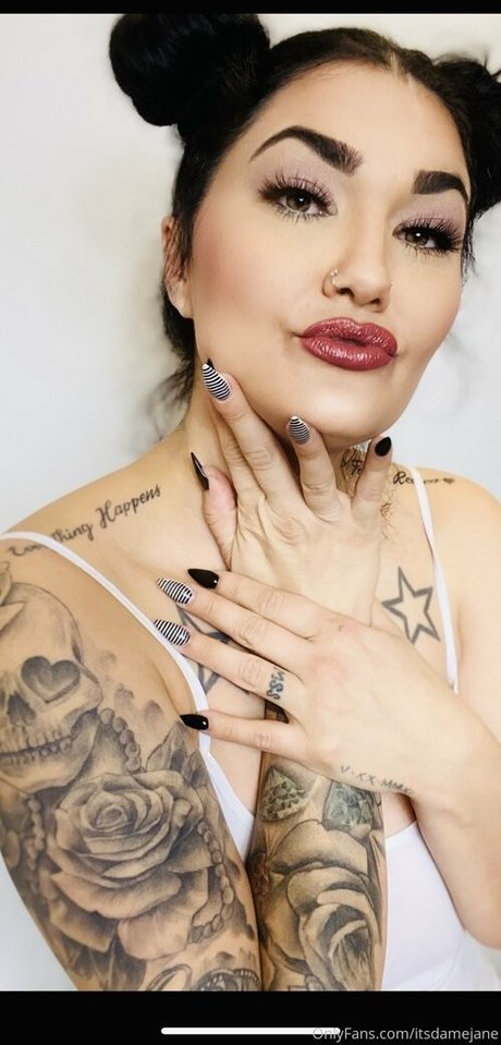 Itsdamejane