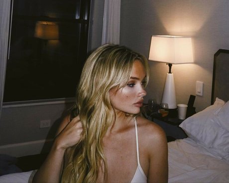 Natalie Alyn Lind