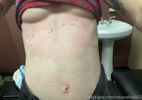 Neonalice333