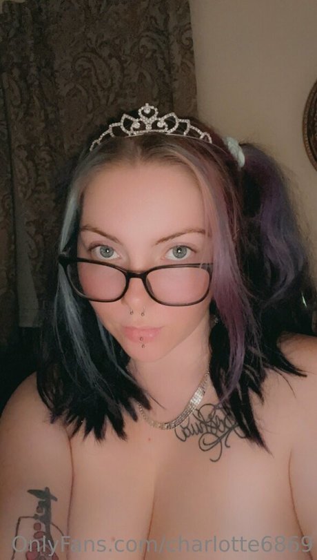 Charlotte6869