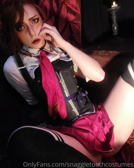 Snaggletoothcostumes