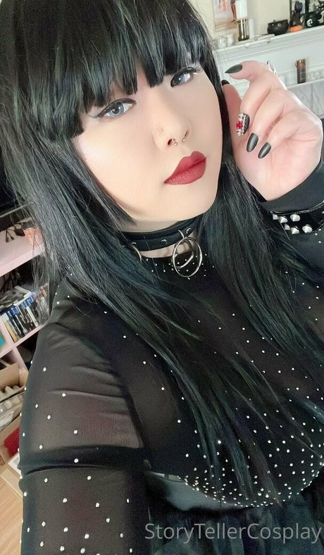 Storytellercosplay