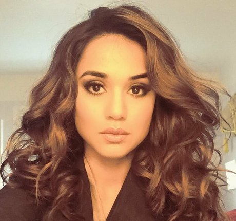 Summer Bishil