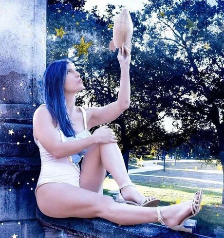 Leva Bates
