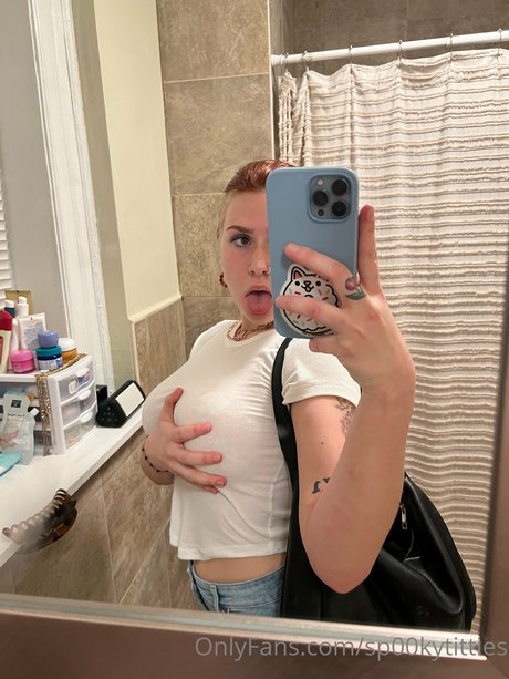 Sp00kytitties