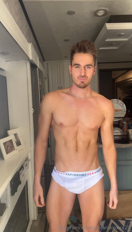 Alejandroxxx27