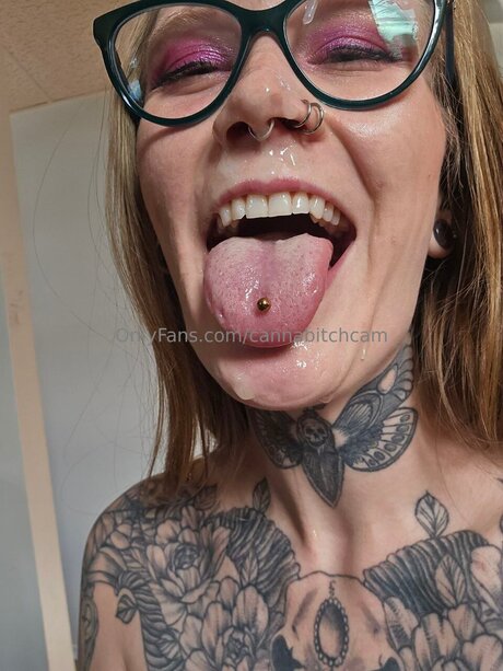 Cannabitchcam