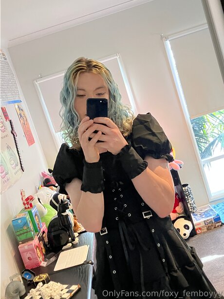Foxy Femboyyy