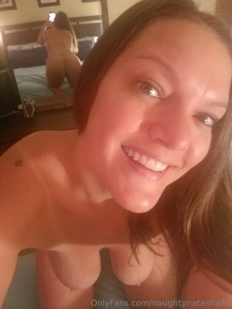 Naughtynatasha4u
