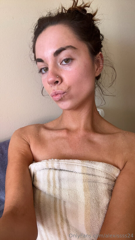 Alexissss24