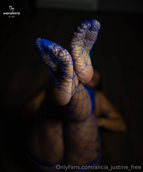 Alicia Justine Free