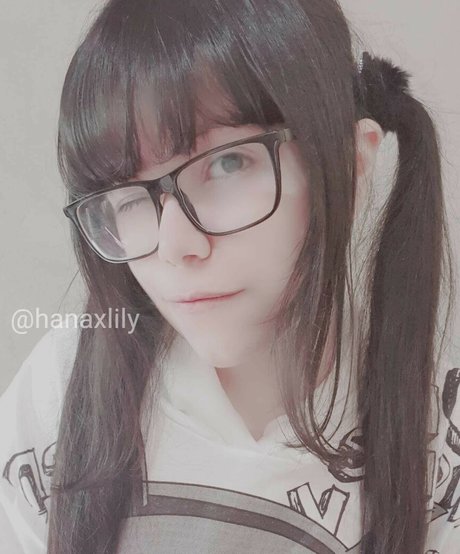 Hanaxlily