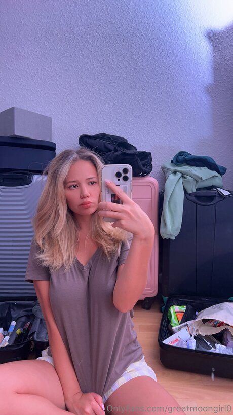 Greatmoongirl0