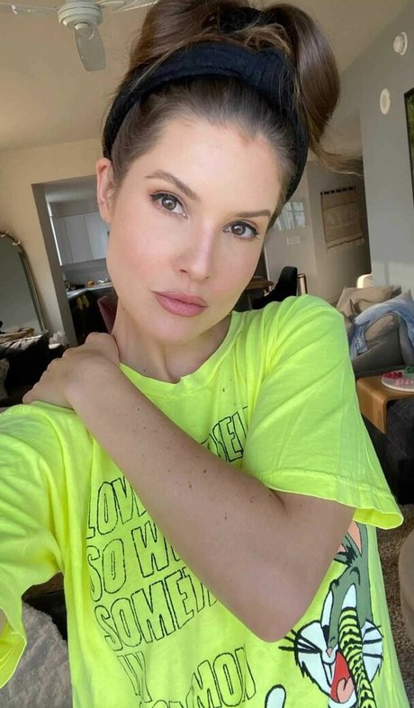 Amanda Cerny