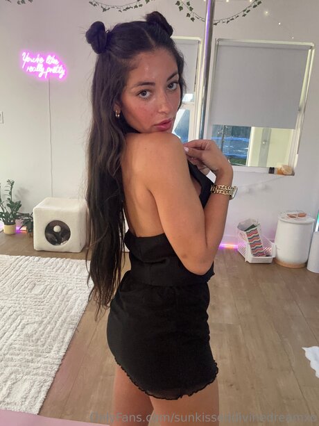 Sunkisseddivinedreamxo