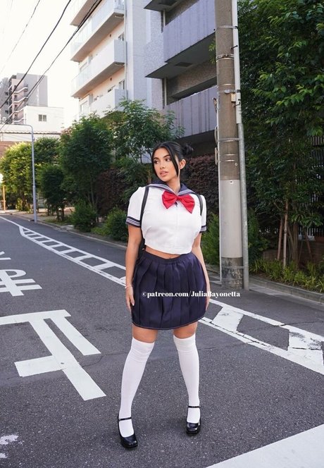 Julia Bayonetta