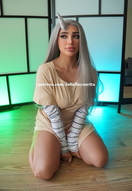 Julia Bayonetta