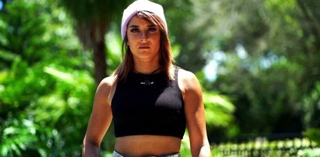 Dakota Kai