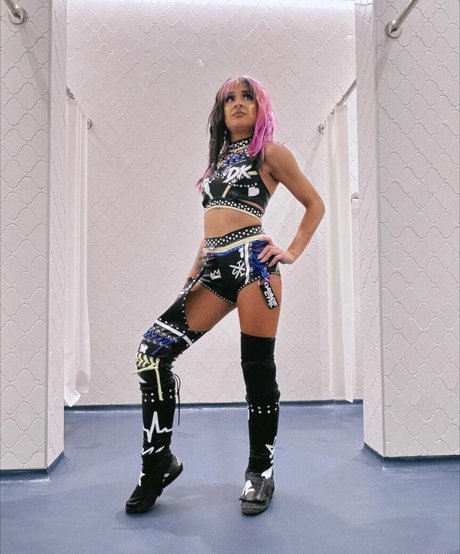 Dakota Kai