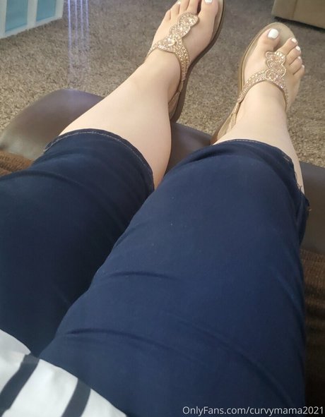 Curvymama2021