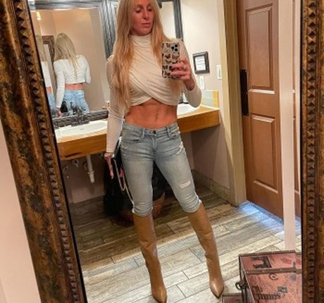 Charlotte Flair