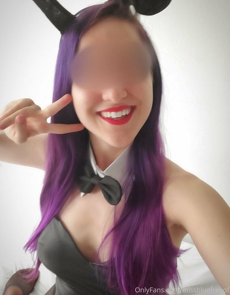 Missbluefreeof