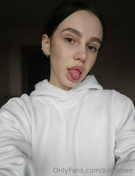 Adelebee