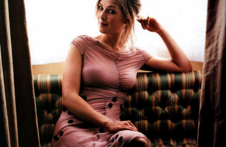 Rosamund Pike
