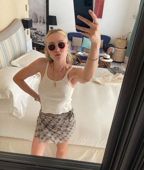 Dakota Fanning