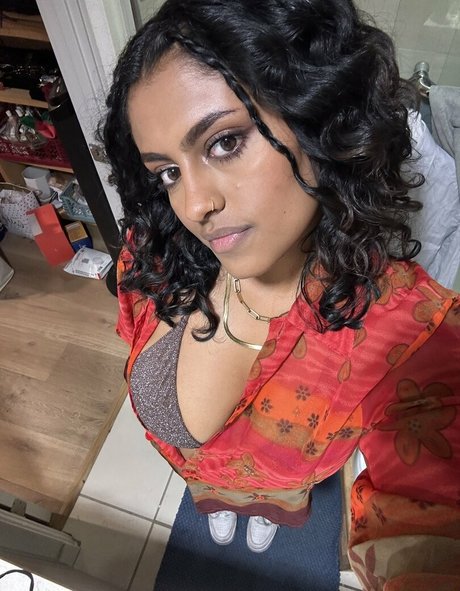 Yamini Nambimadom