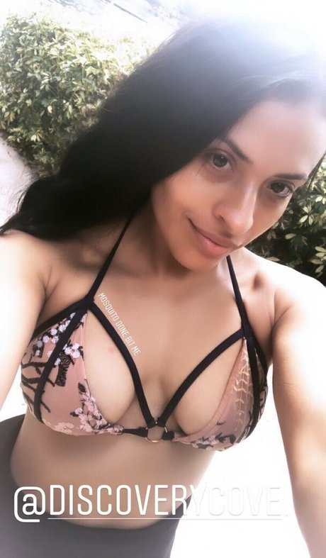 Zelina Vega