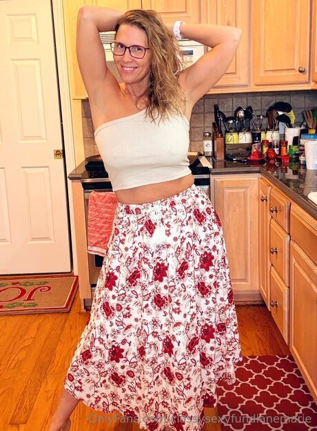 Classysexyfundianemarie