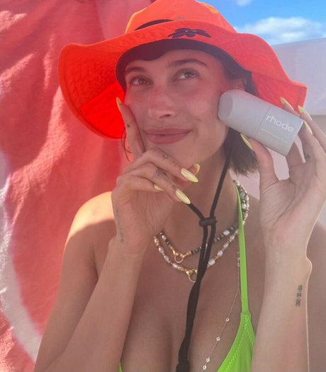 Hailey Baldwin Bieber