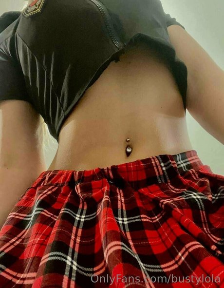 Bustylola