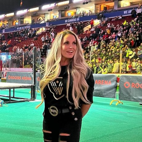 Trish Stratus