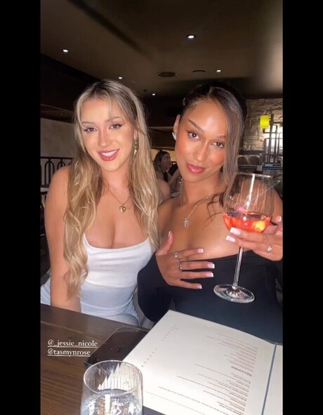 Kiwi Stunner Tasmyn Rose