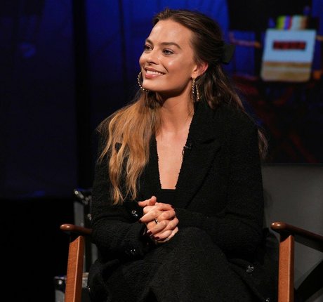 Margot Robbie