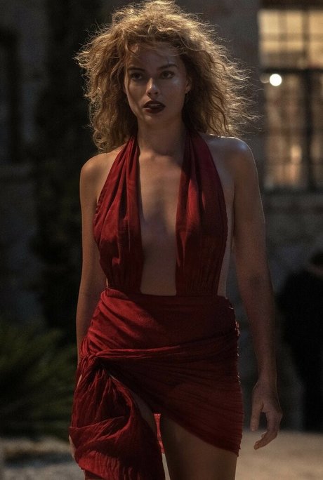 Margot Robbie