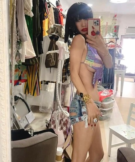 Bai Ling