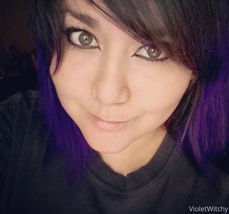 Violetwitchy