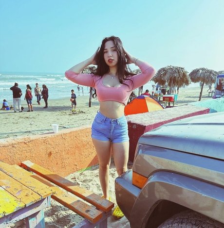 Amateur Latina Lazlye