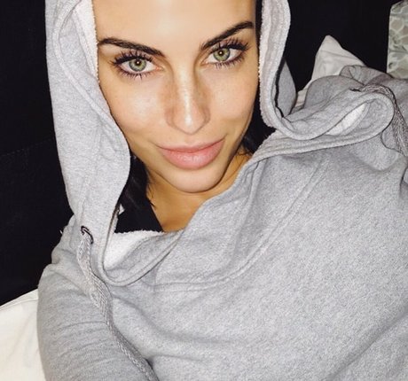 Jessica Lowndes