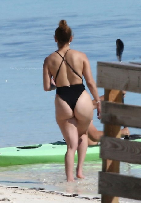Jennifer Lopez