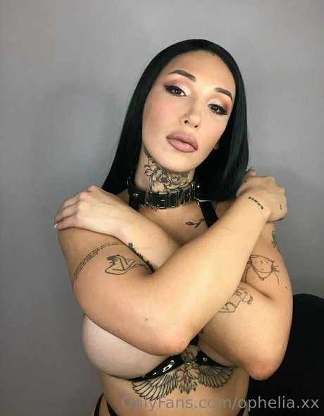 Opheliaxx