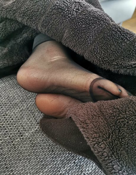 Nylonfeetladyswitzerland