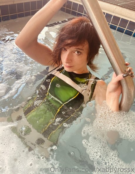 Xabbyrossx