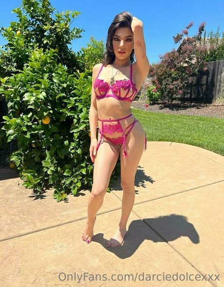 Darciedolcexxx