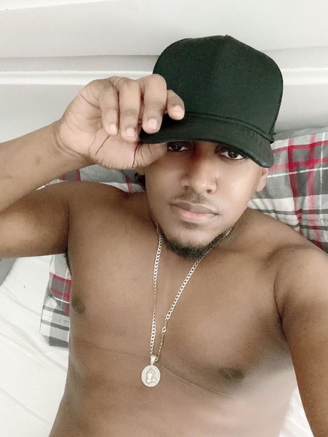 Michael Valdez De La Rosa   nude leaked OnlyFans photo